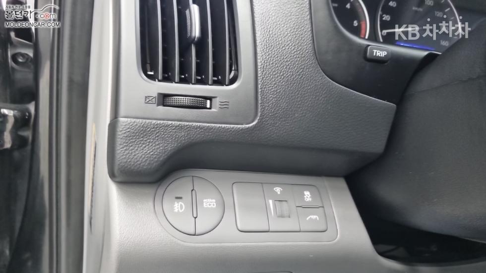 Hyundai Starex — miniaturë 16