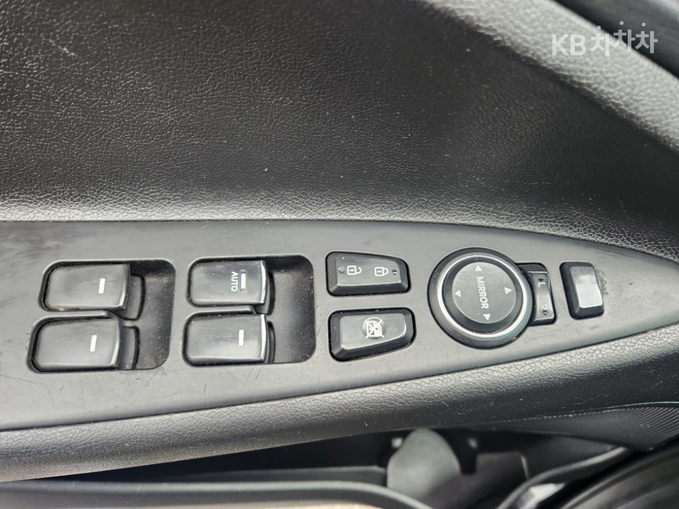 Hyundai Sonata — miniaturë 8