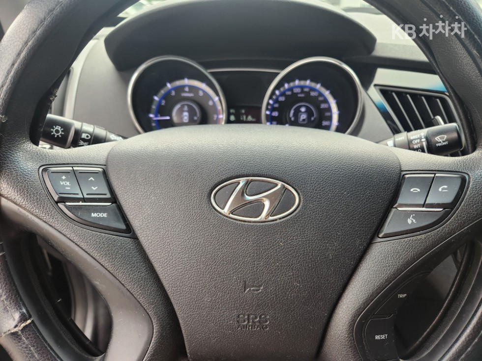 Hyundai Sonata — miniaturë 11