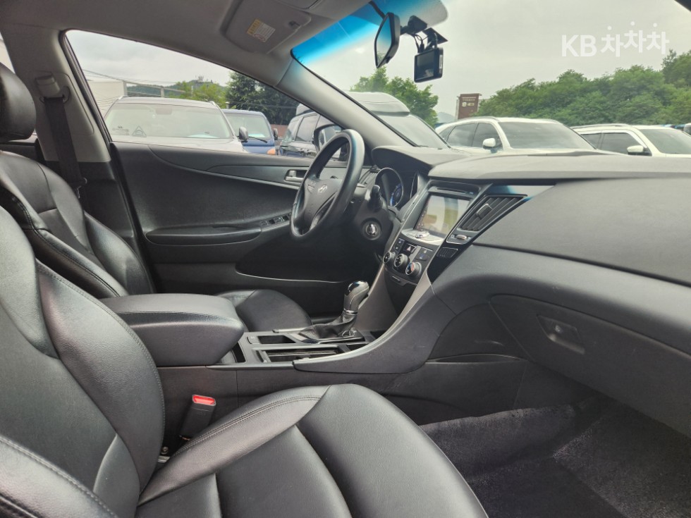 Hyundai Sonata — miniaturë 17