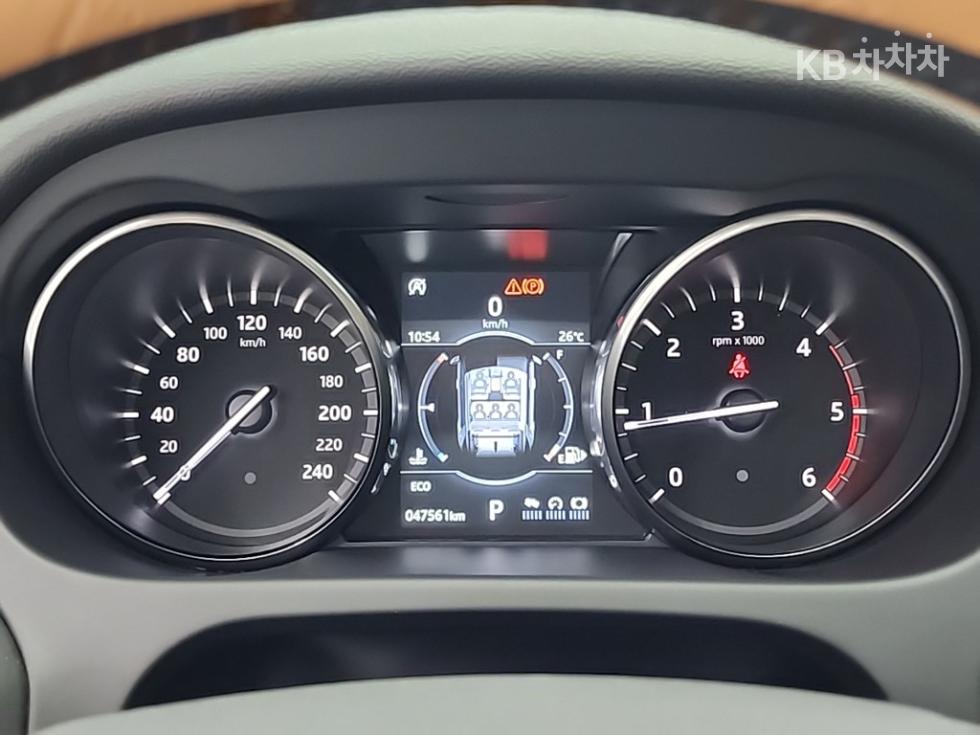 2018 Land Rover Used Car photo