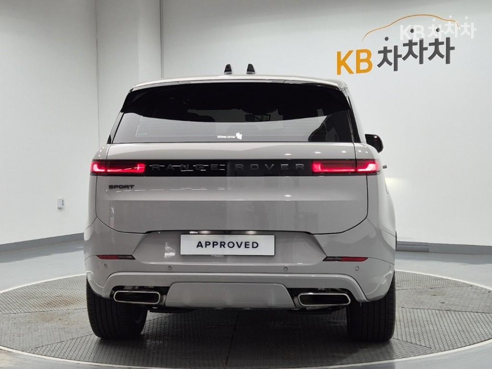 Land Rover Range Rover Sport — miniaturë 2