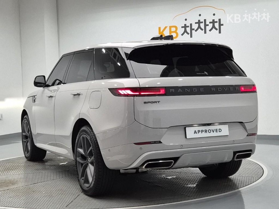 Land Rover Range Rover Sport — miniaturë 3