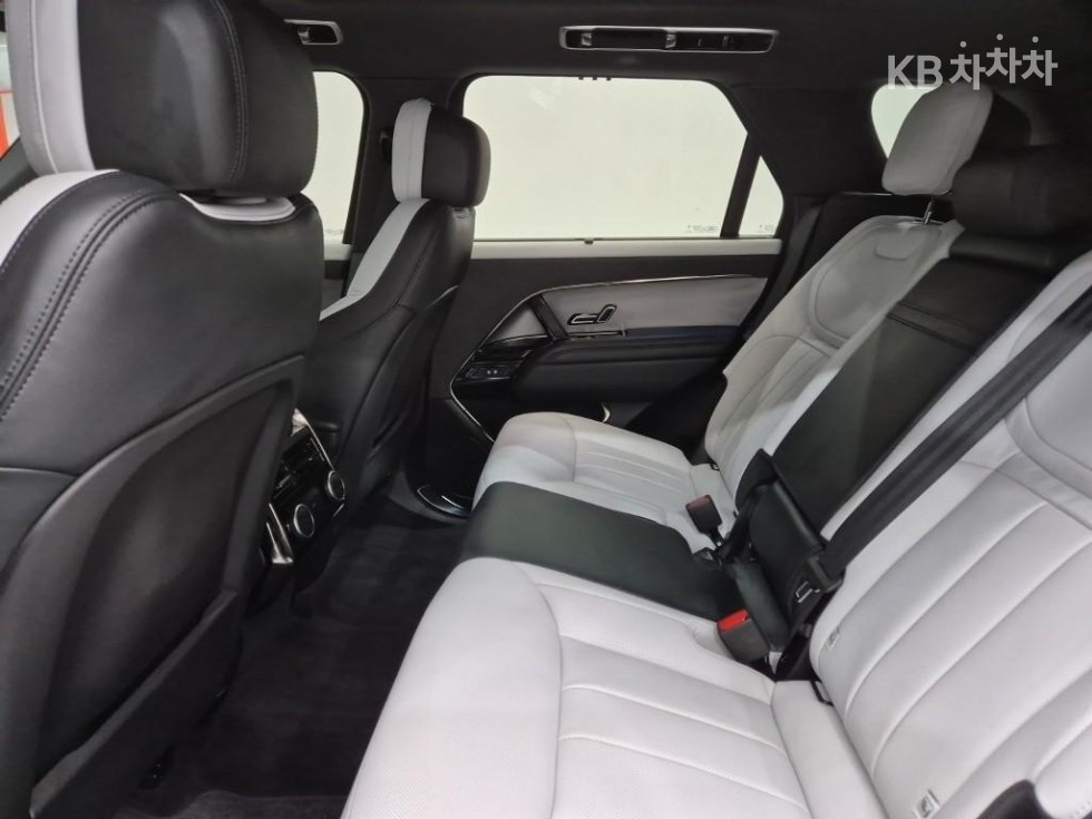Land Rover Range Rover Sport — miniaturë 11