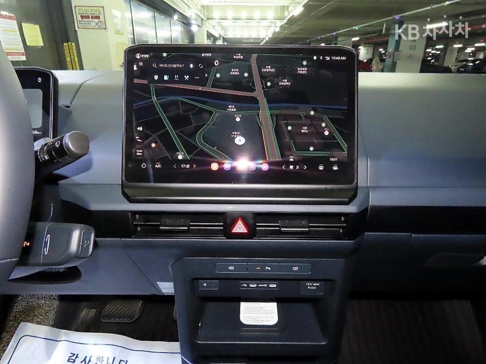 Kia PV5 — miniaturë 11