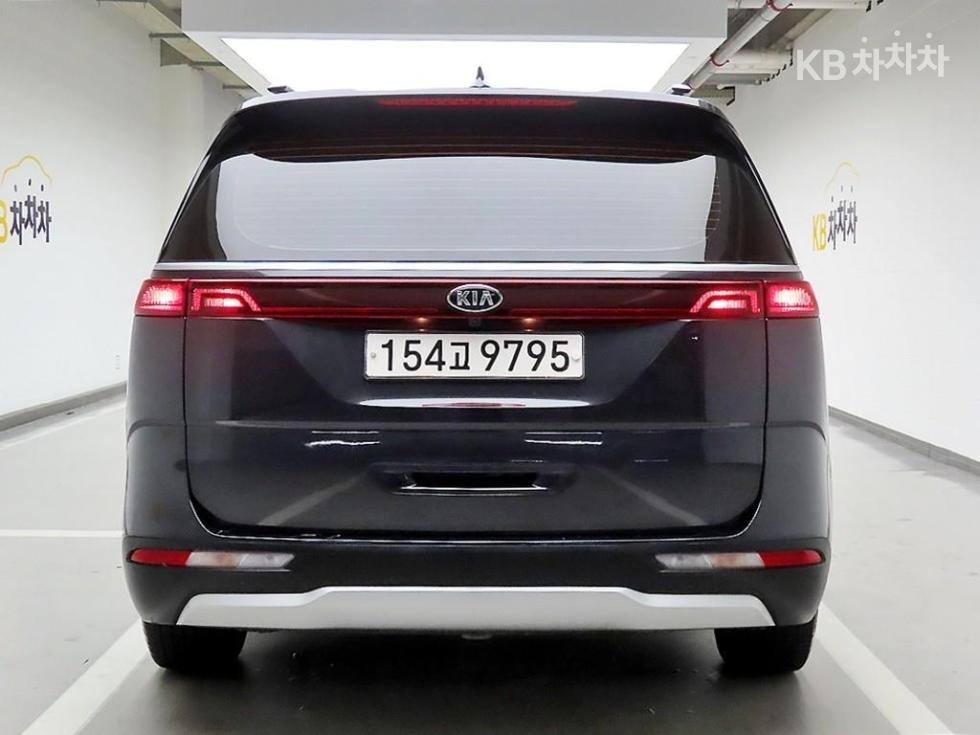 Kia Carnival — miniaturë 3