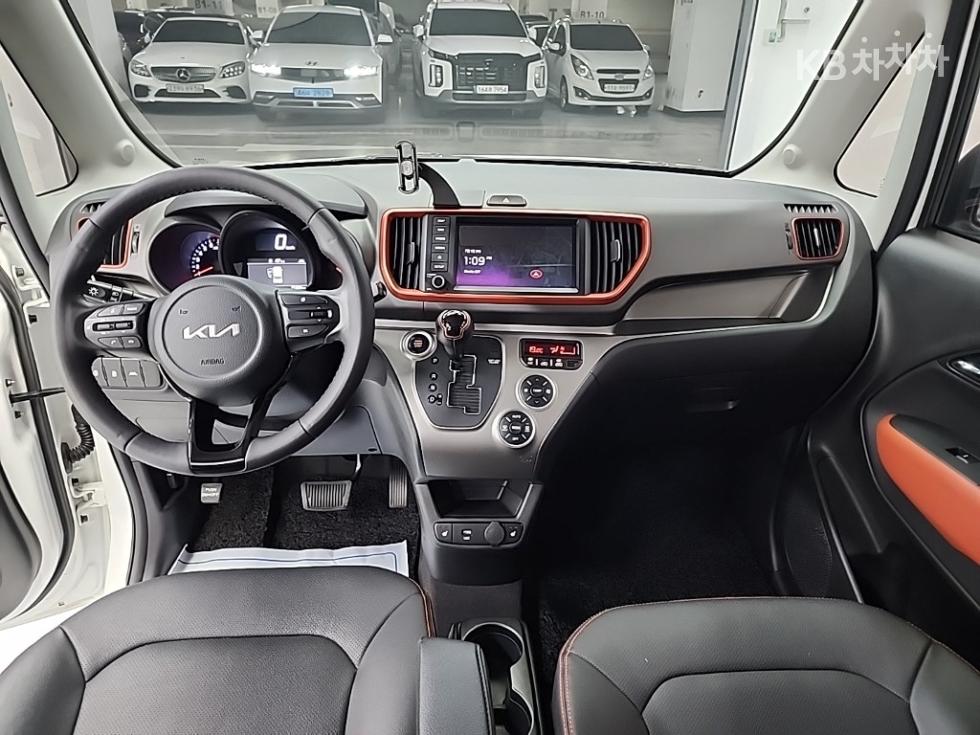 2022 Kia Used Car photo