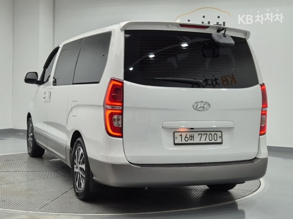 Hyundai Starex — miniaturë 2