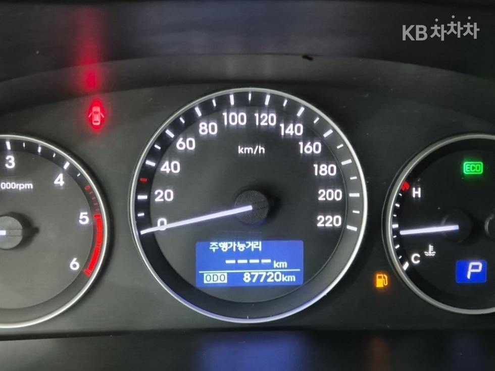 Hyundai Starex — miniaturë 6