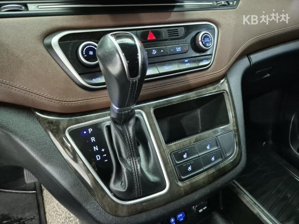 Hyundai Starex — miniaturë 8