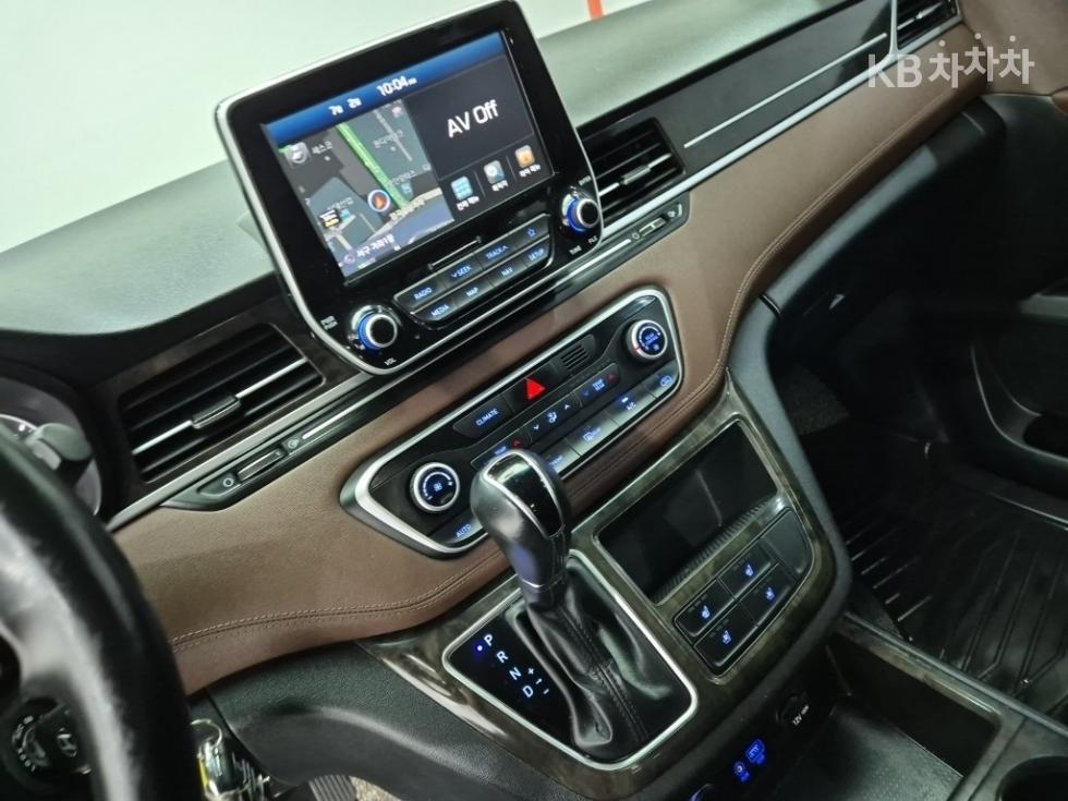 Hyundai Starex — miniaturë 10