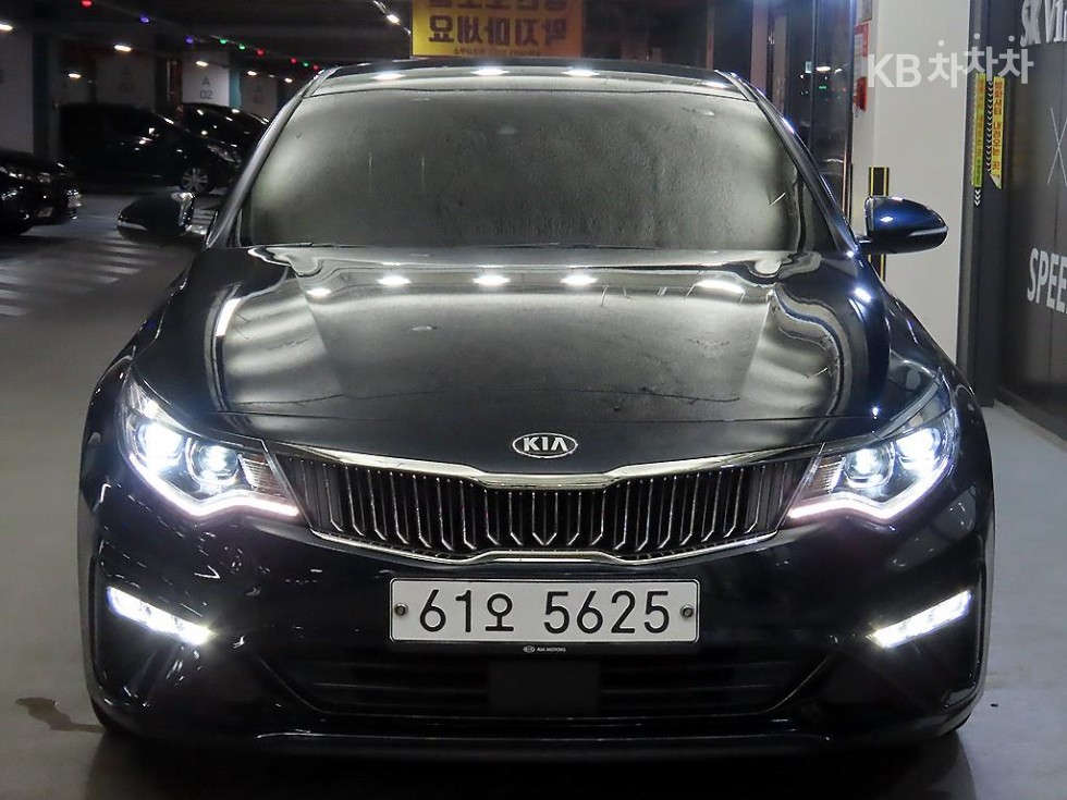 2018 Kia K5 2 photo