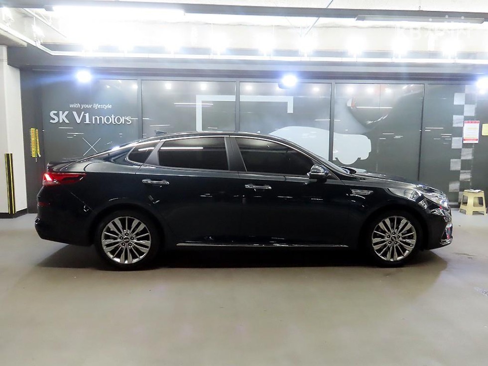 2018 Kia K5 2 photo