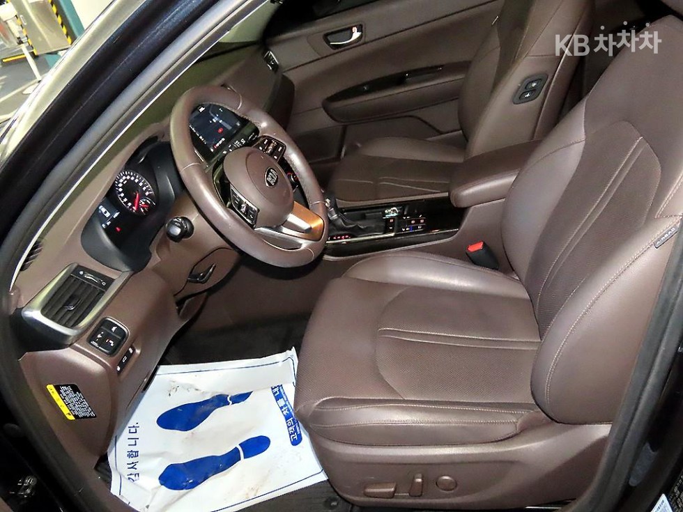 2018 Kia K5 2 photo
