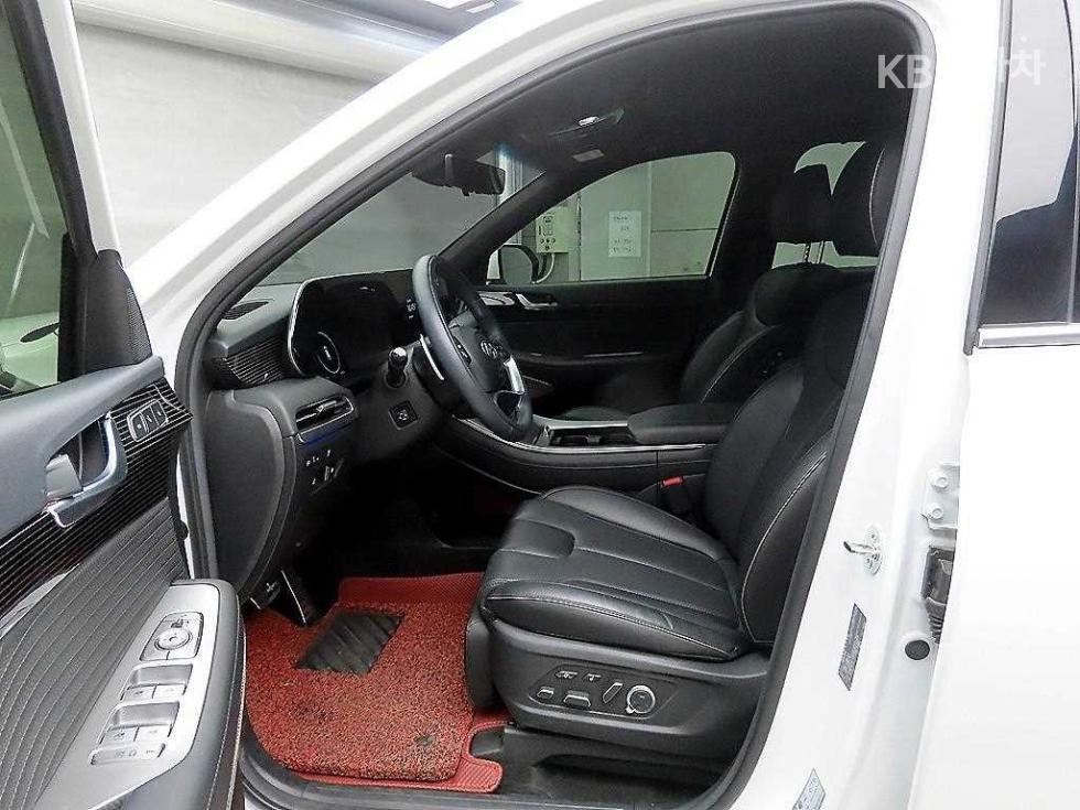 2024 Hyundai Used Car photo