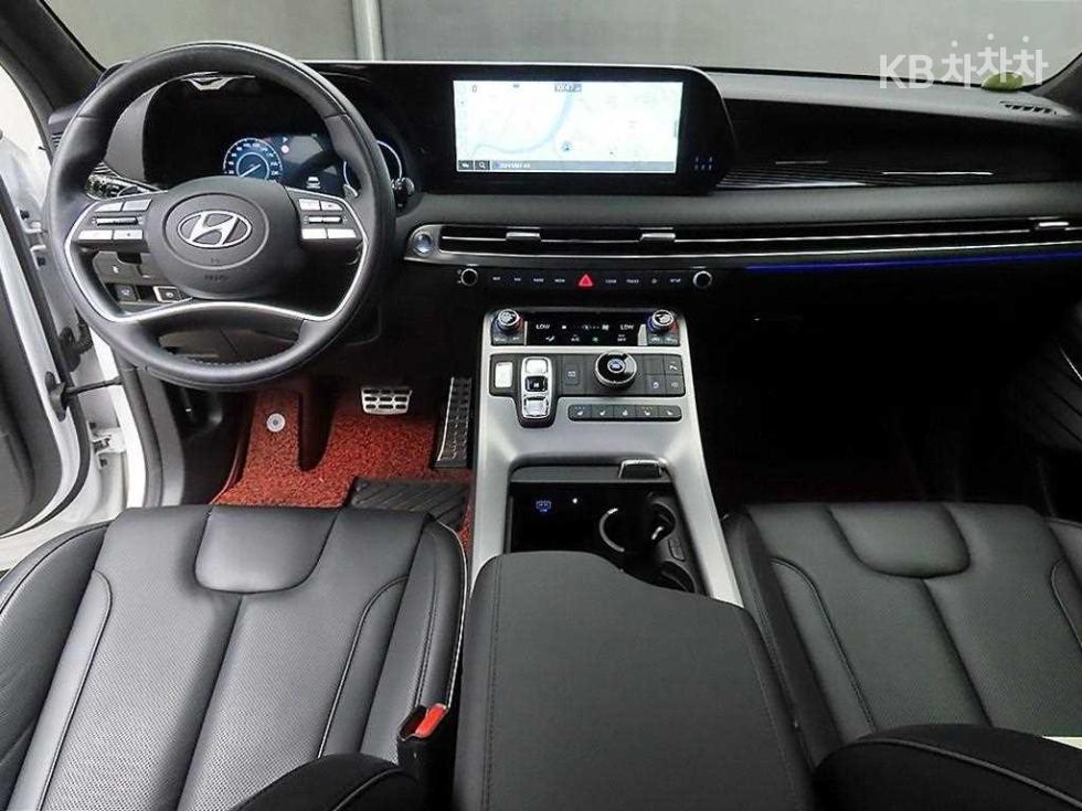 2024 Hyundai Used Car photo