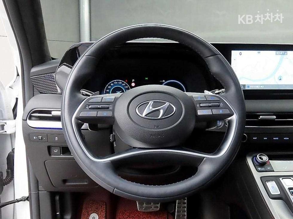 2024 Hyundai Used Car photo