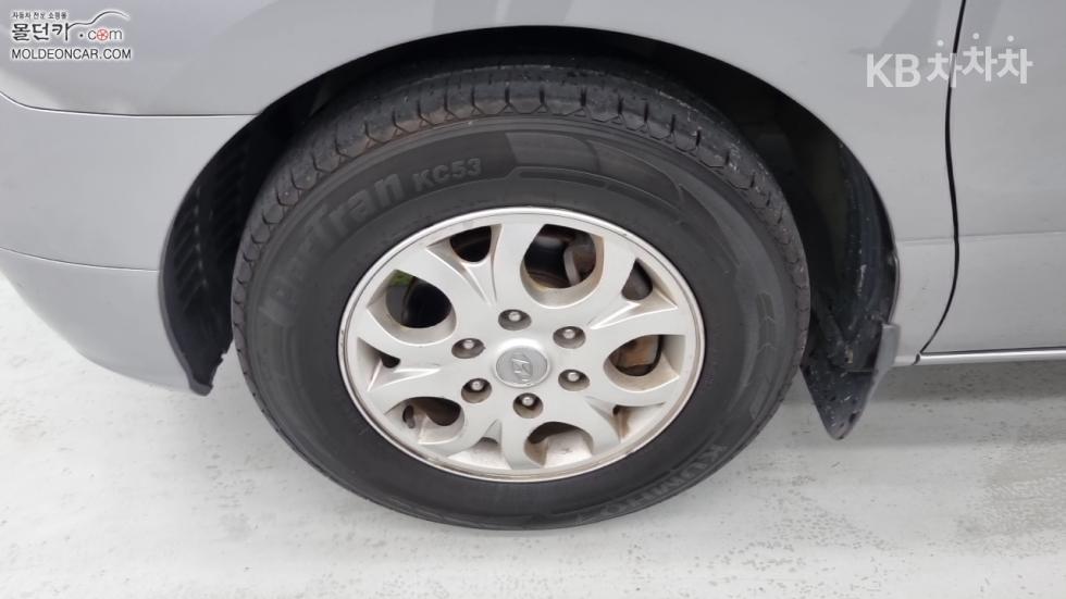Hyundai Starex — miniaturë 6