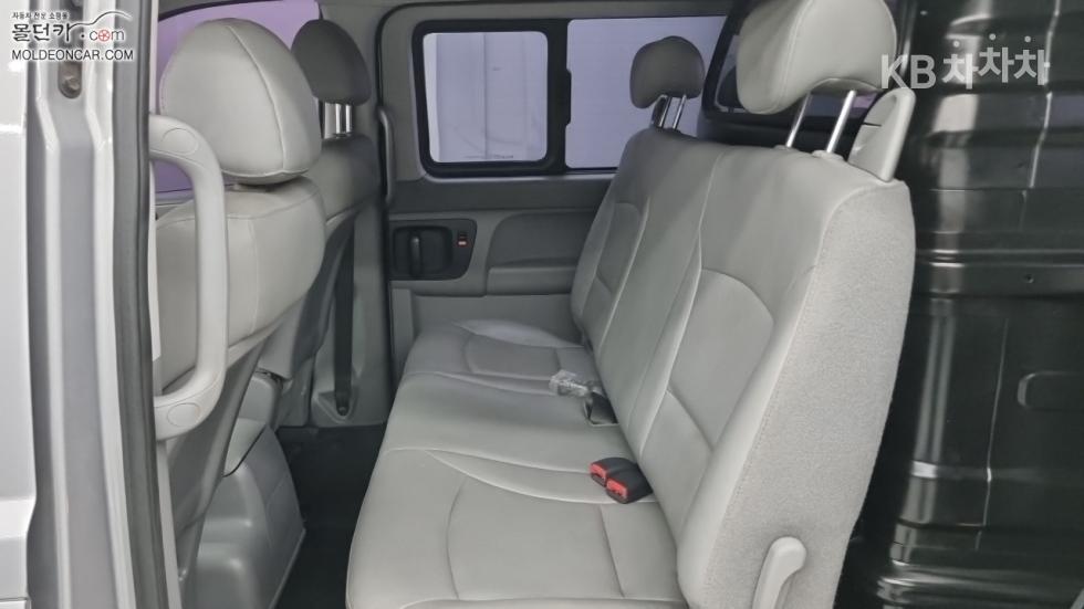 Hyundai Starex — miniaturë 10