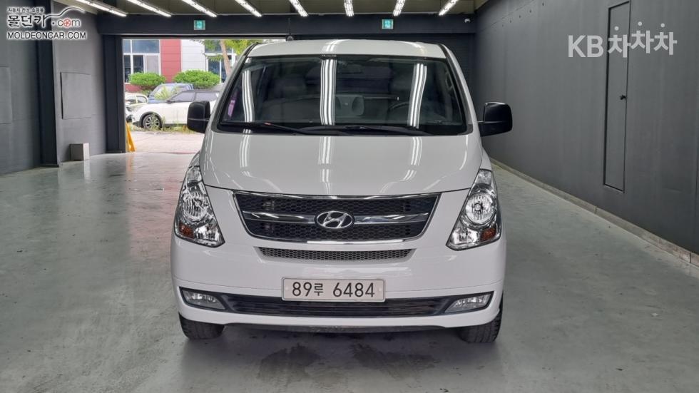 Hyundai Starex — miniaturë 3