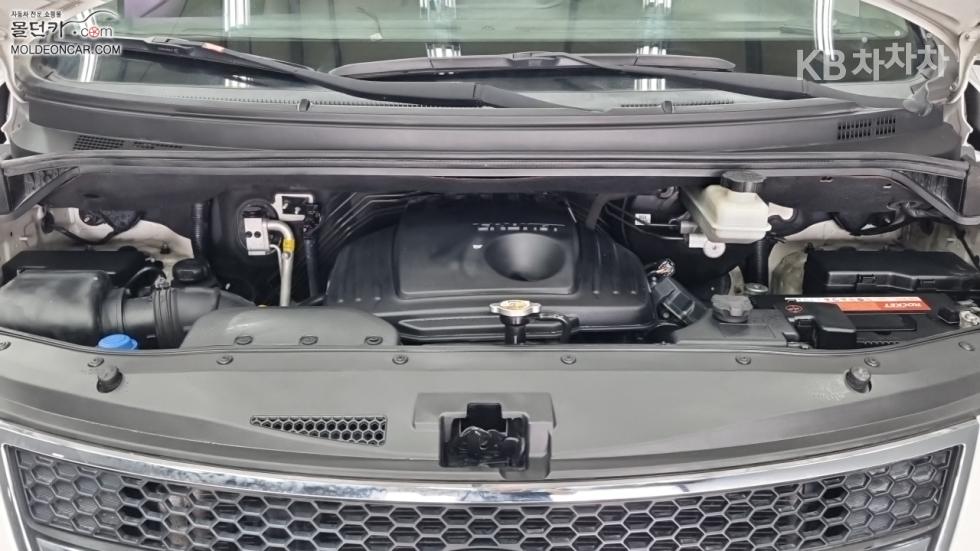 Hyundai Starex — miniaturë 8