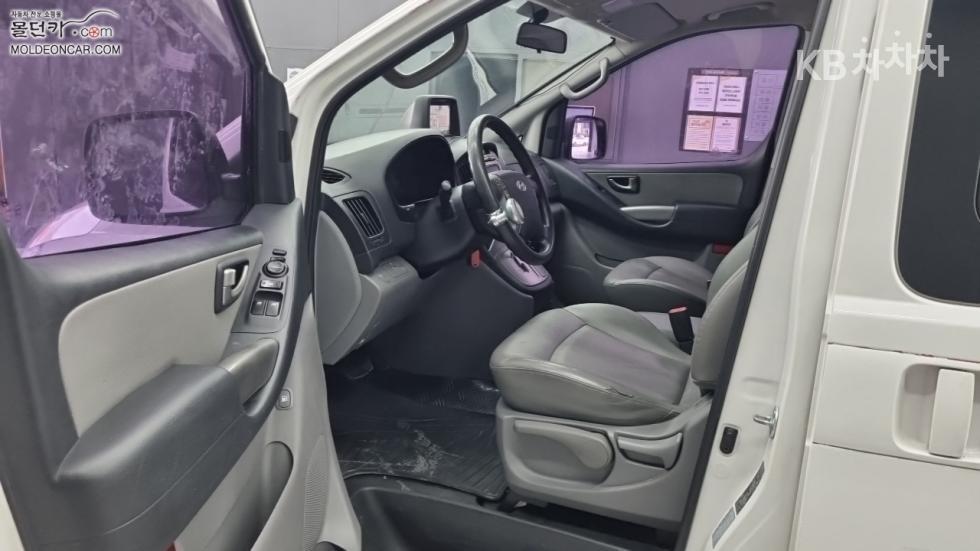 Hyundai Starex — miniaturë 9