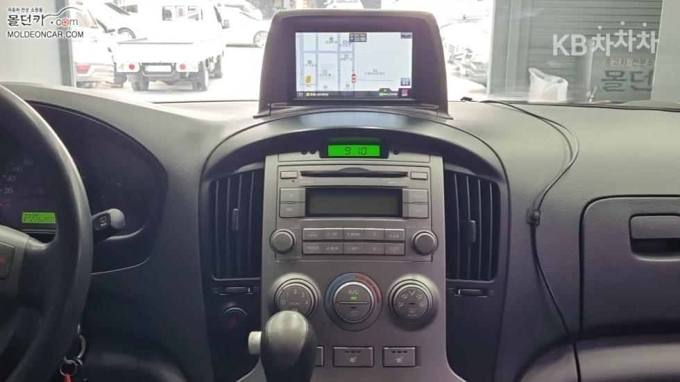 Hyundai Starex — miniaturë 12