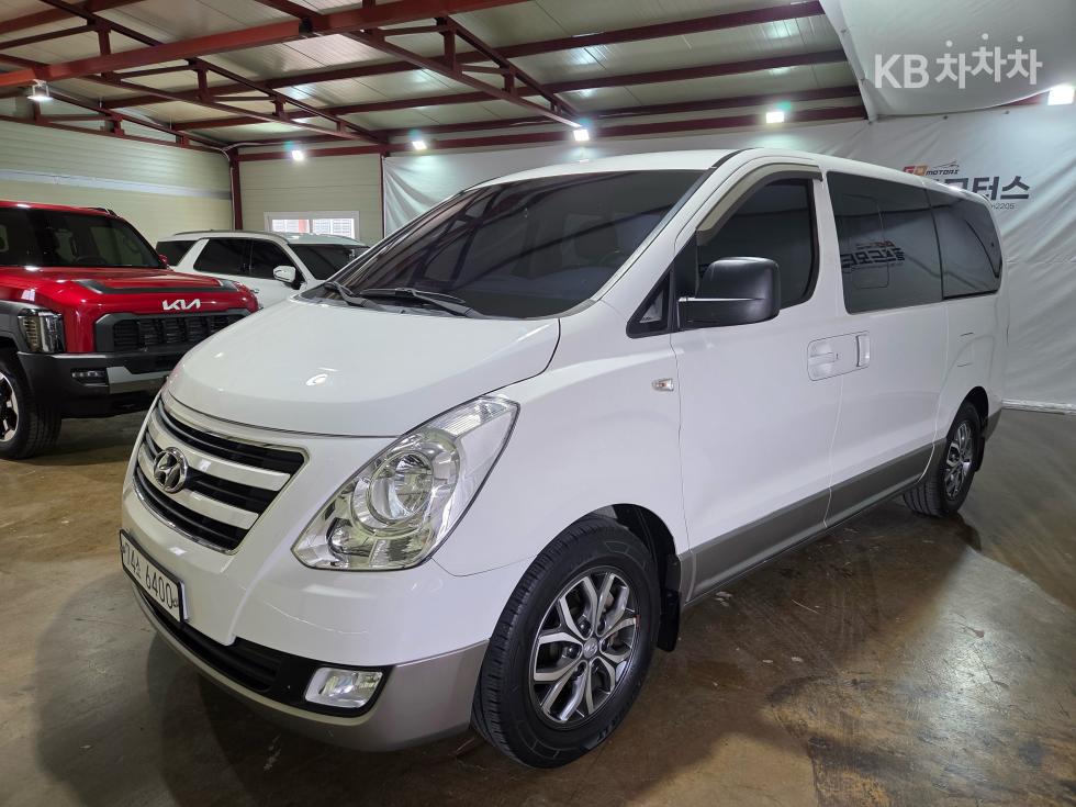 Hyundai Starex — miniaturë 6