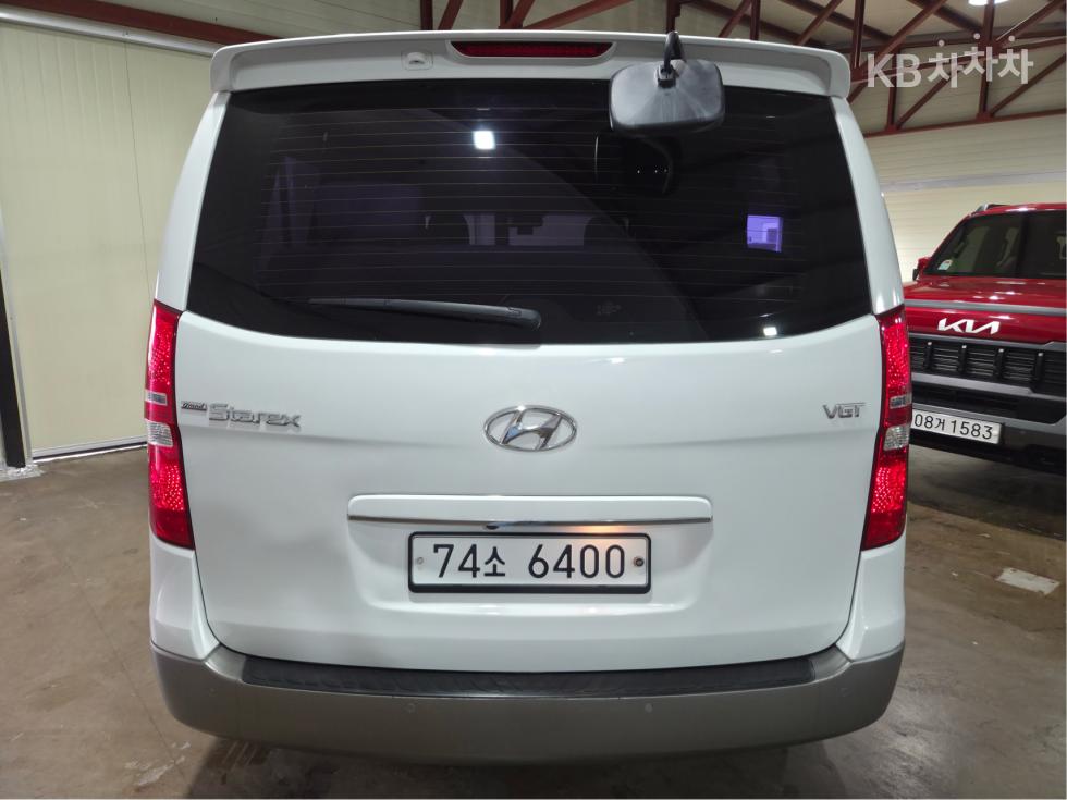 Hyundai Starex — miniaturë 8