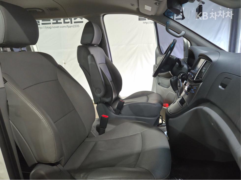 Hyundai Starex — miniaturë 13