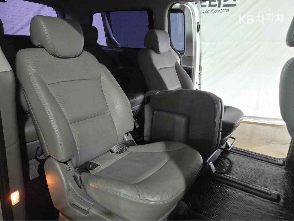 Hyundai Starex — miniaturë 14