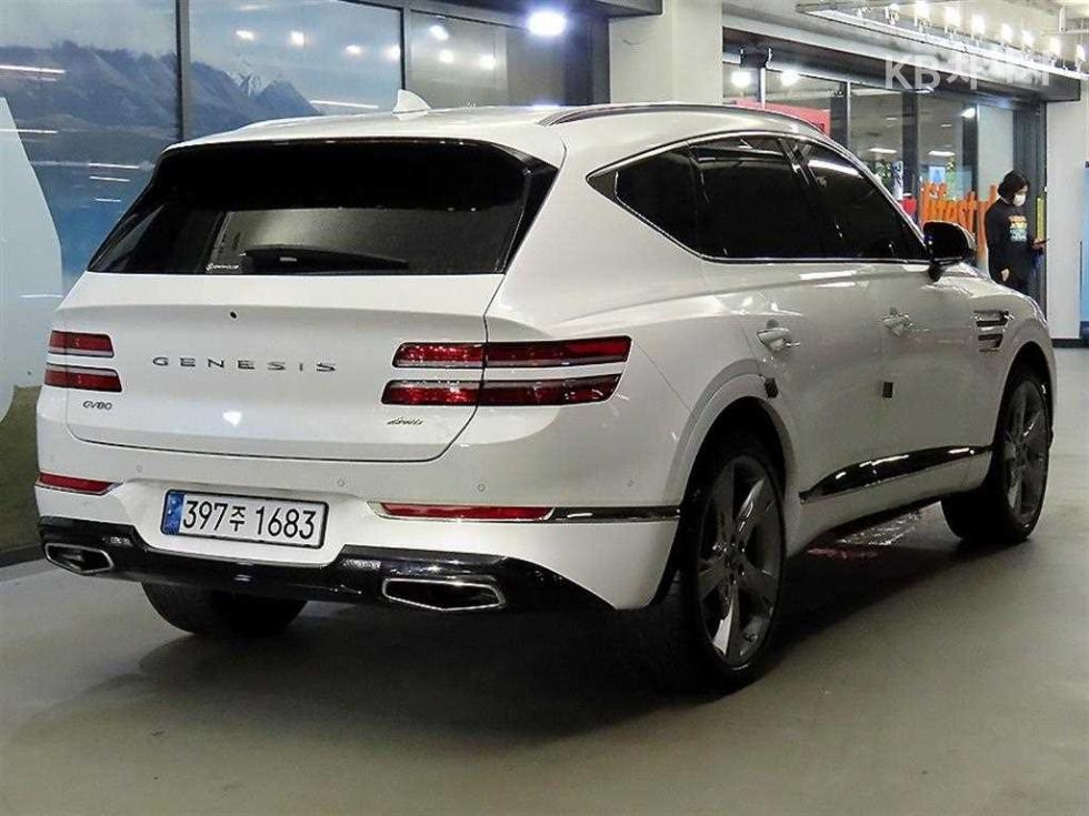 2022 Genesis GV80 photo