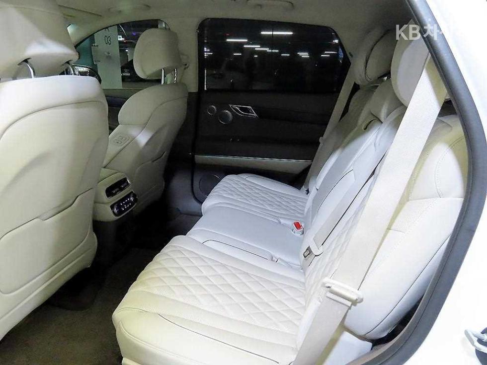 2022 Genesis GV80 photo