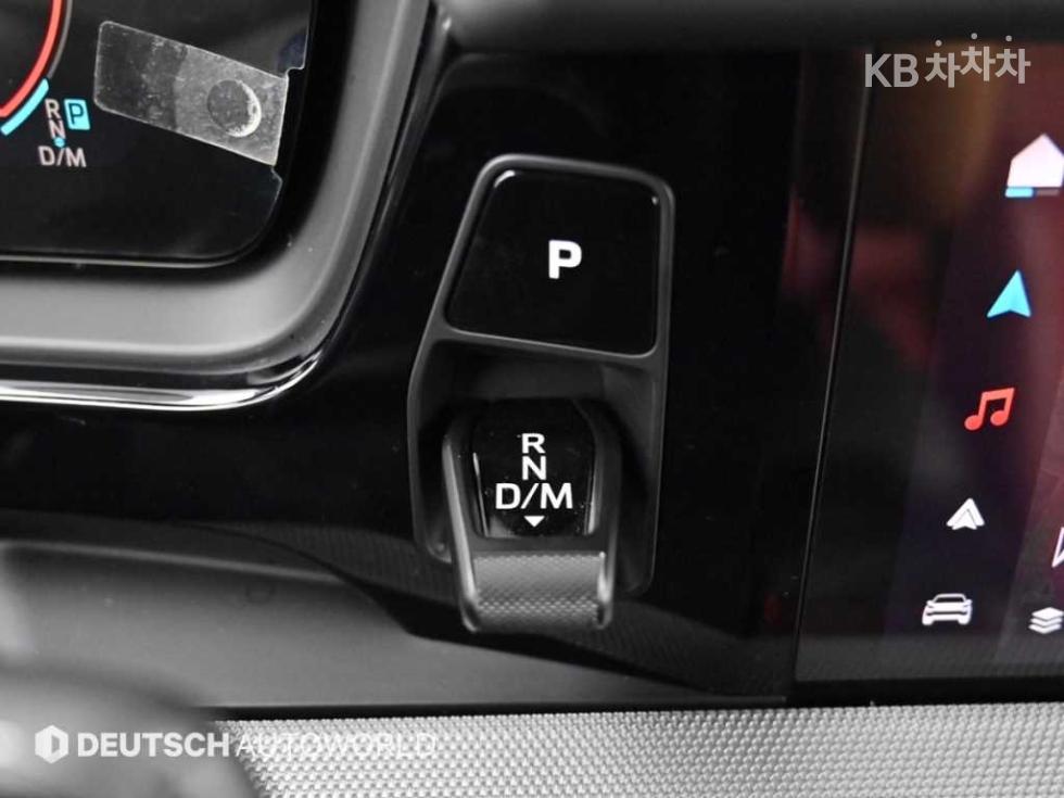 2024 Porsche (9Y0) photo