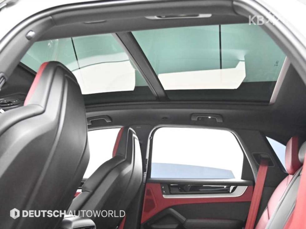 Porsche Cayenne — miniaturë 18