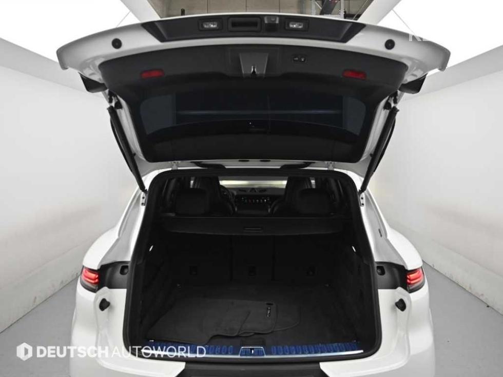 Porsche Cayenne — miniaturë 19