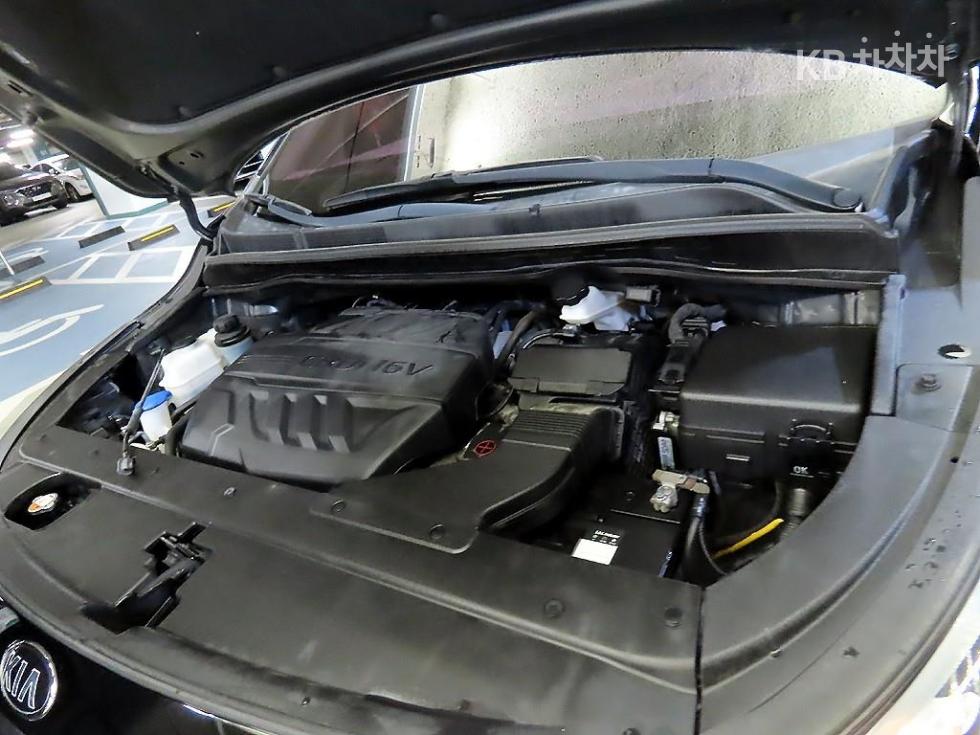 Kia Carnival — miniaturë 19