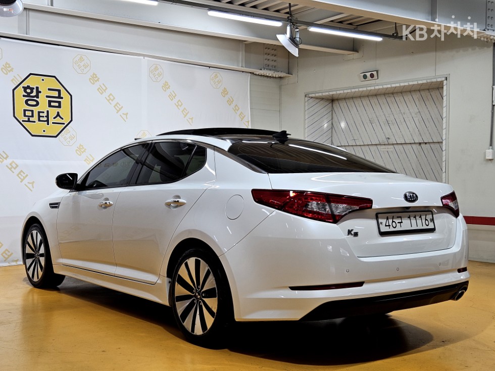 Kia K5 — miniaturë 6