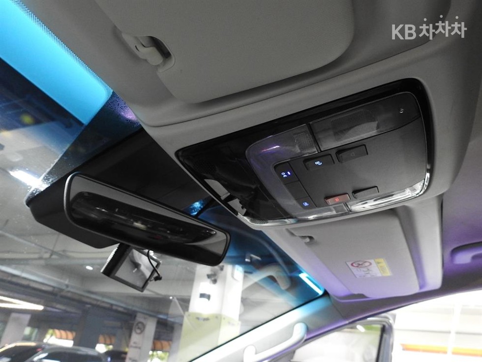 Hyundai Staria — miniaturë 9