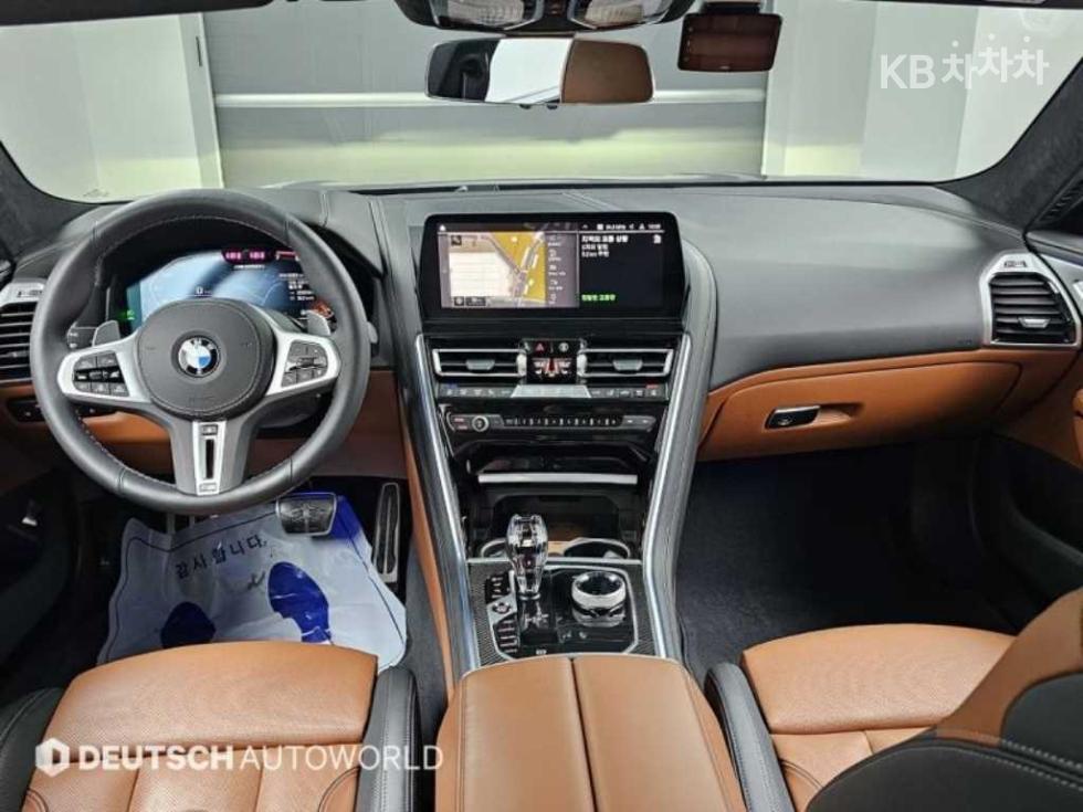 2025 BMW BMW 8 (G15) photo