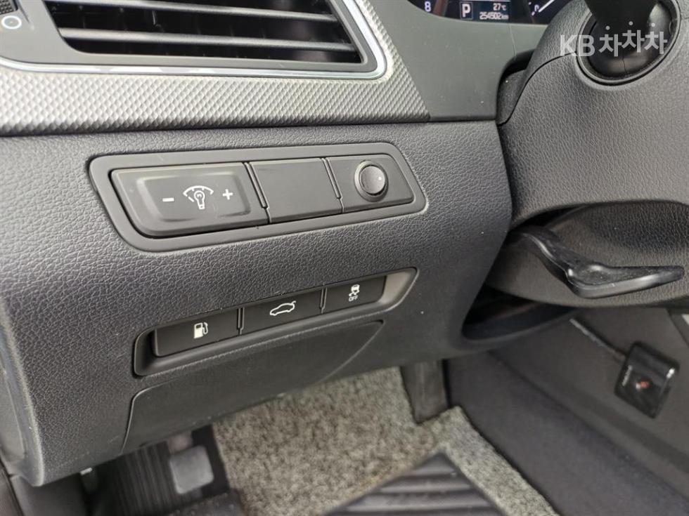 Hyundai Sonata — miniaturë 16