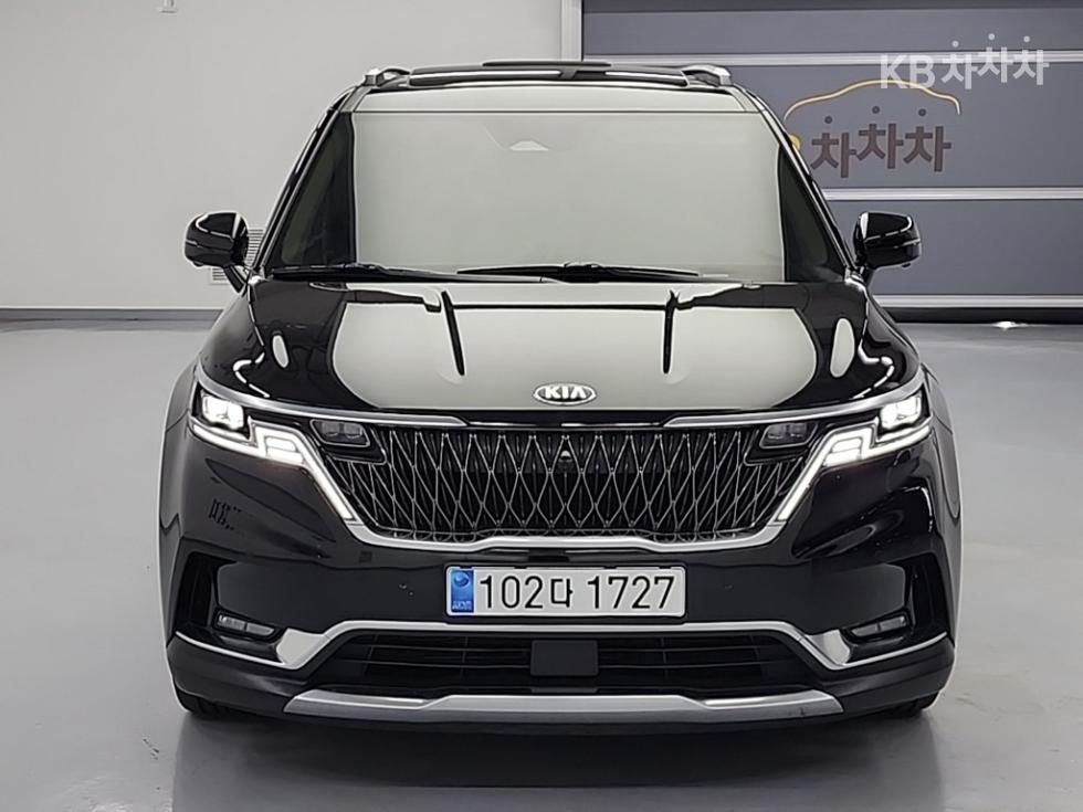 Kia Carnival — miniaturë 2