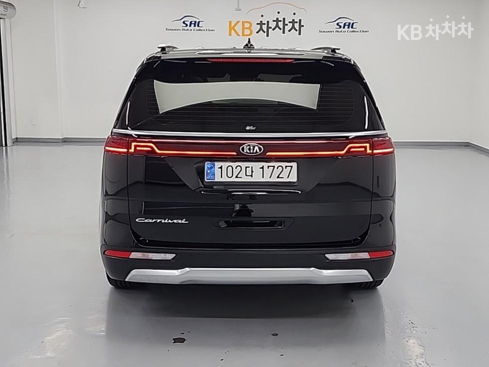 Kia Carnival — miniaturë 3