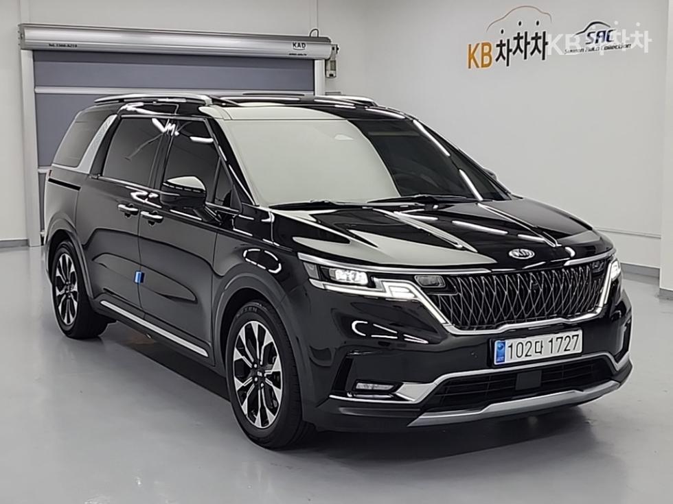 Kia Carnival — miniaturë 4