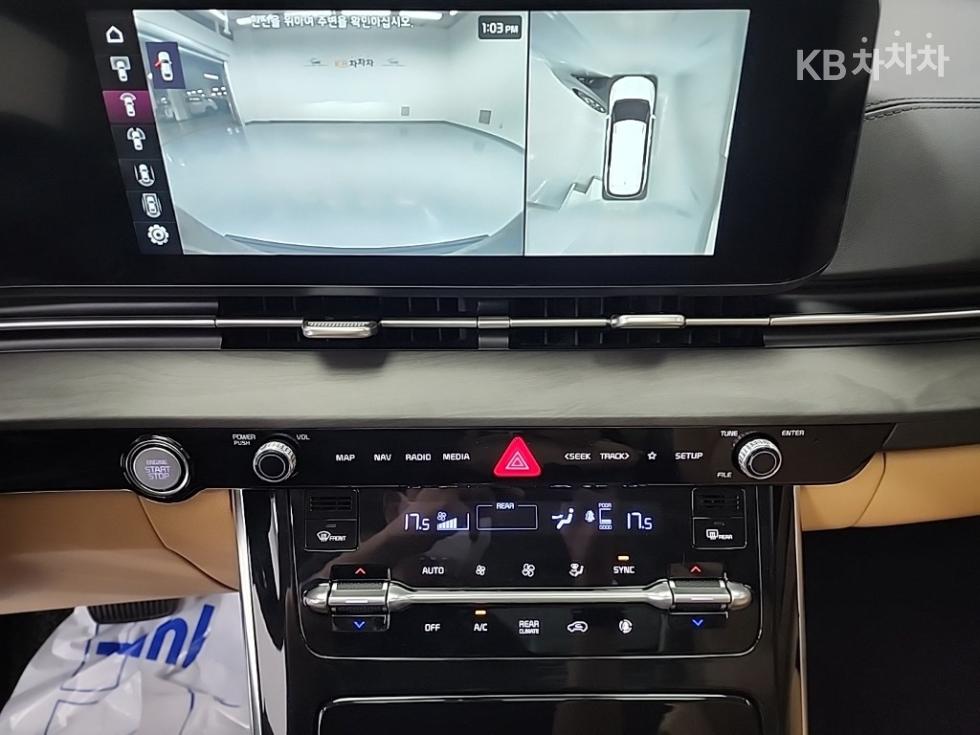 Kia Carnival — miniaturë 10