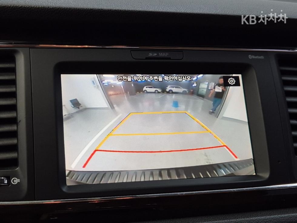 Kia Carnival — miniaturë 14