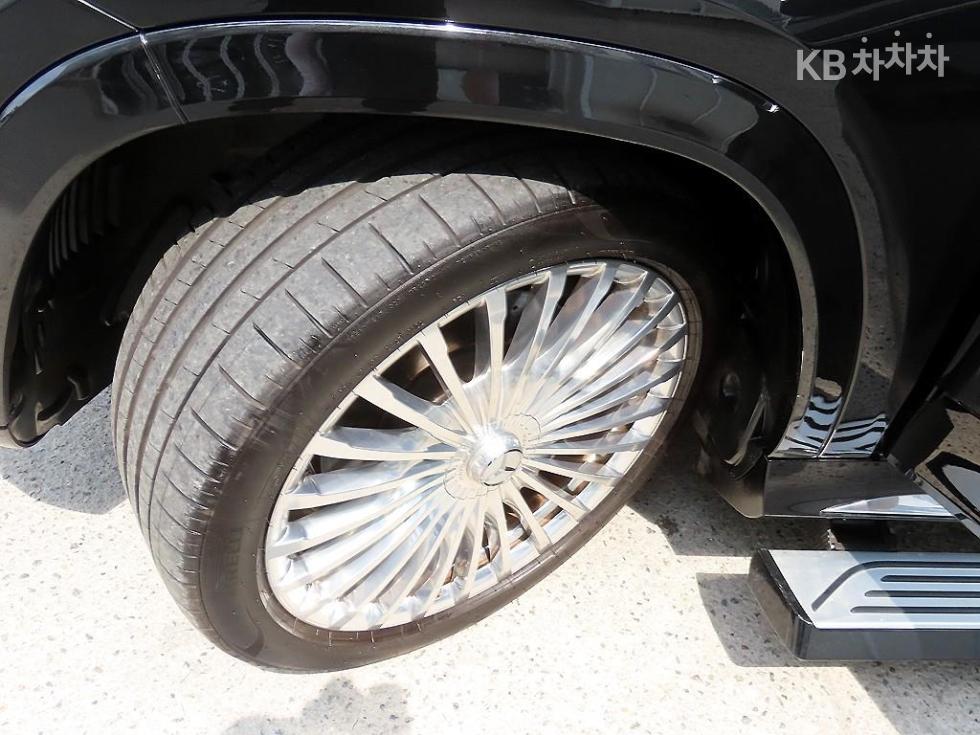 Mercedes-Benz GLS-klasse — miniaturë 20