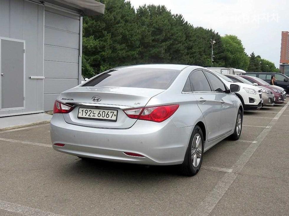 Hyundai Sonata — miniaturë 4