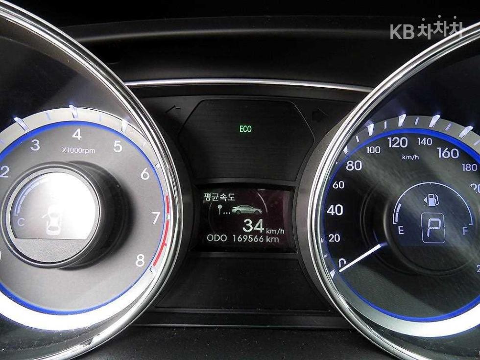 Hyundai Sonata — miniaturë 12