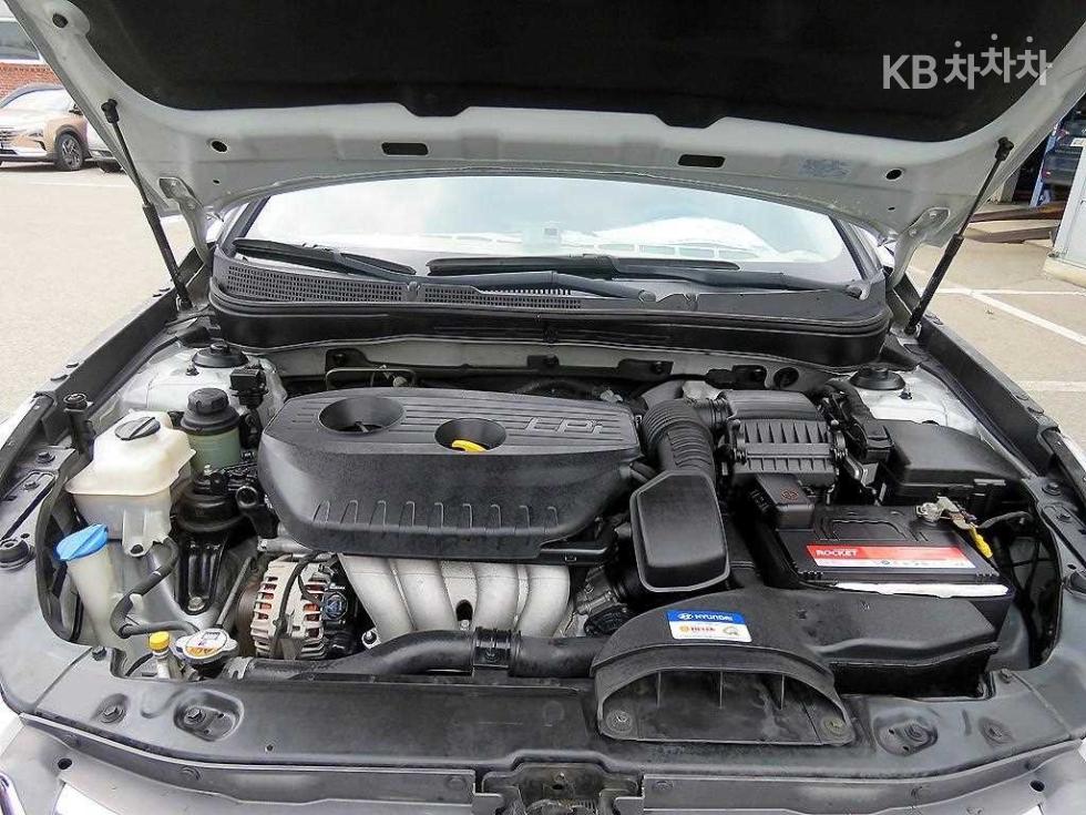 Hyundai Sonata — miniaturë 18
